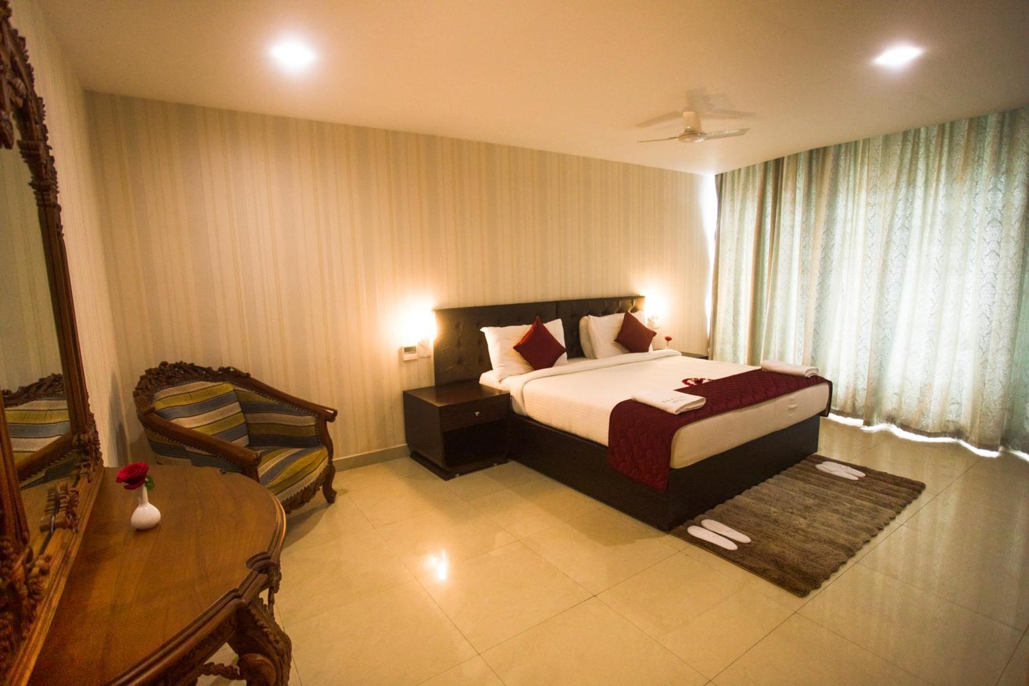 Saaral Resort Kuttālam Exterior foto